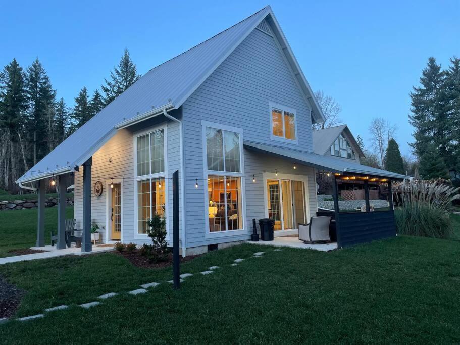 Romantic Cozy Cabin Walk To Lake Hot Tub Bikes Kayaks Grill Onalaska Exterior photo